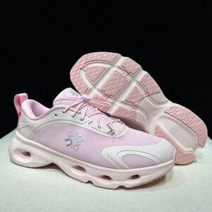 On Running Cloudventure 3.0 Loewe Women's Sneakers